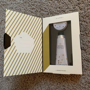 3/$15 *** Hair & Lip Care Gift Set